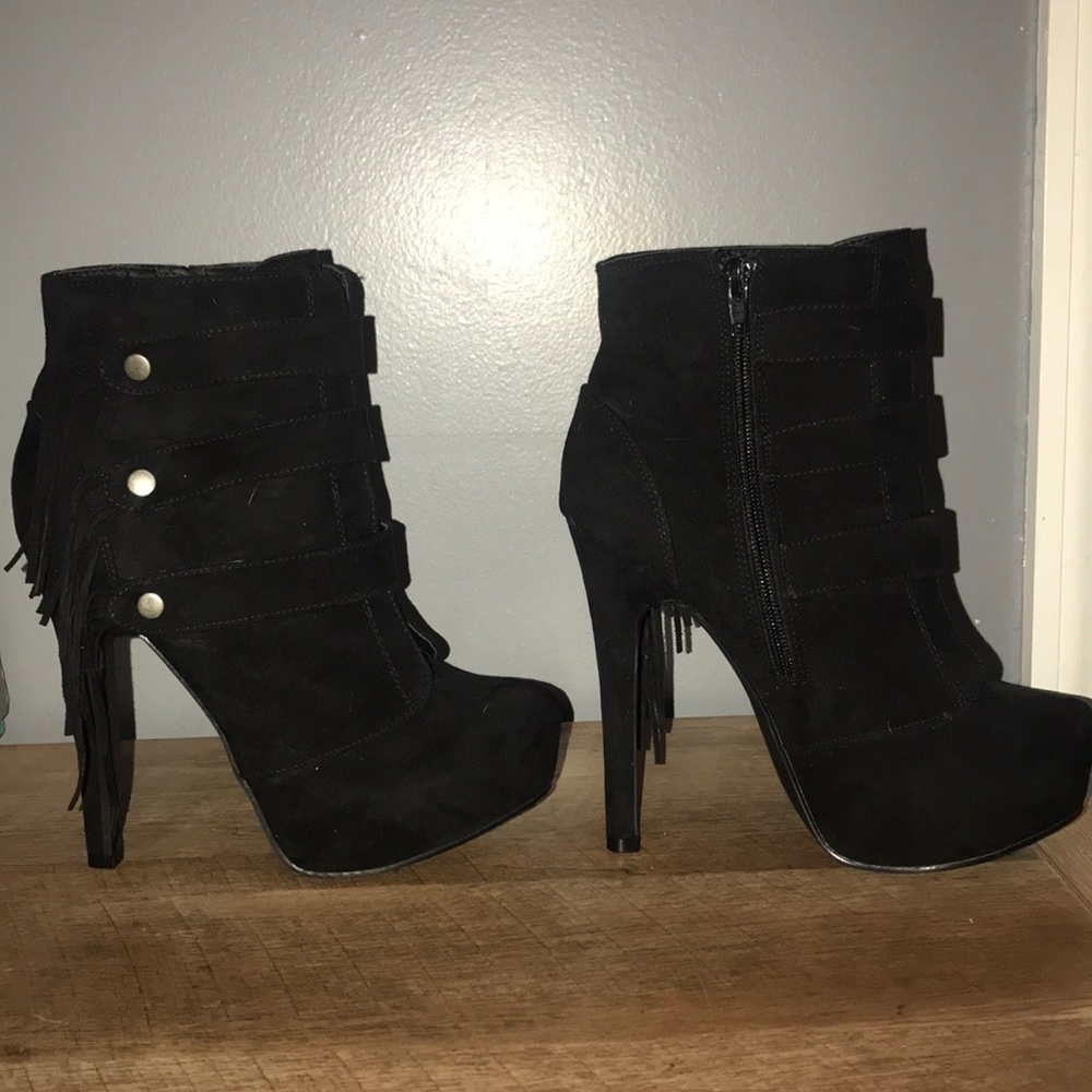 Black Platform Heels - image 4